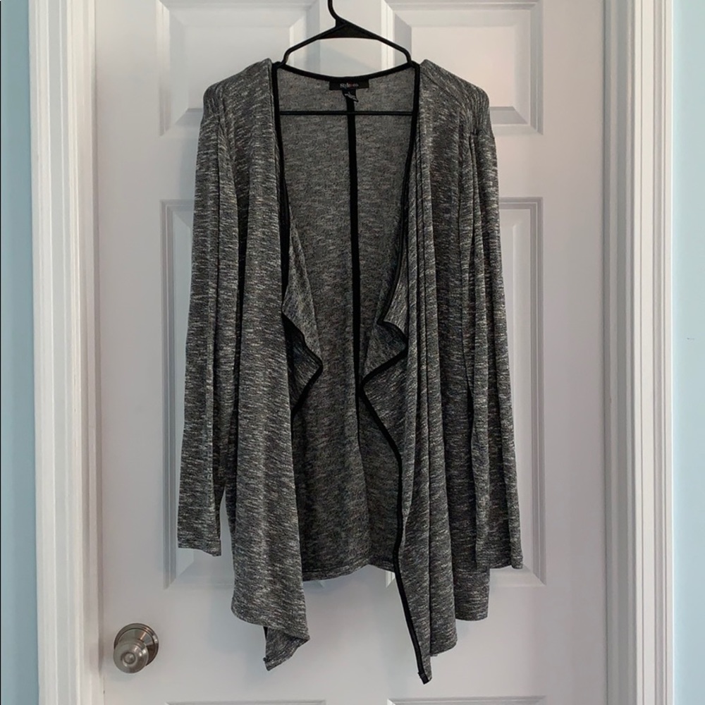 ⭐️ Long sleeve cardigan ⭐️